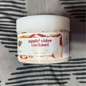 Dove Apple Cider Caramel Body Scrub